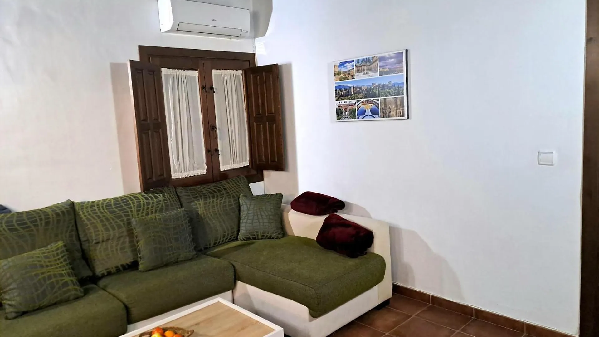 Apartamento Serrano Gran Via Centro Granada 0*,  Spain